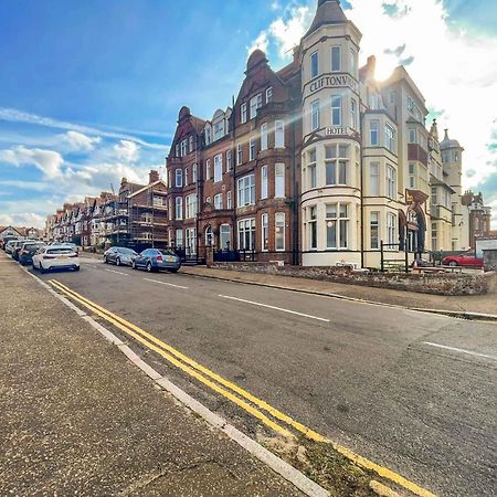 Host & Stay - Cromer Town, Apartment 1 Dış mekan fotoğraf